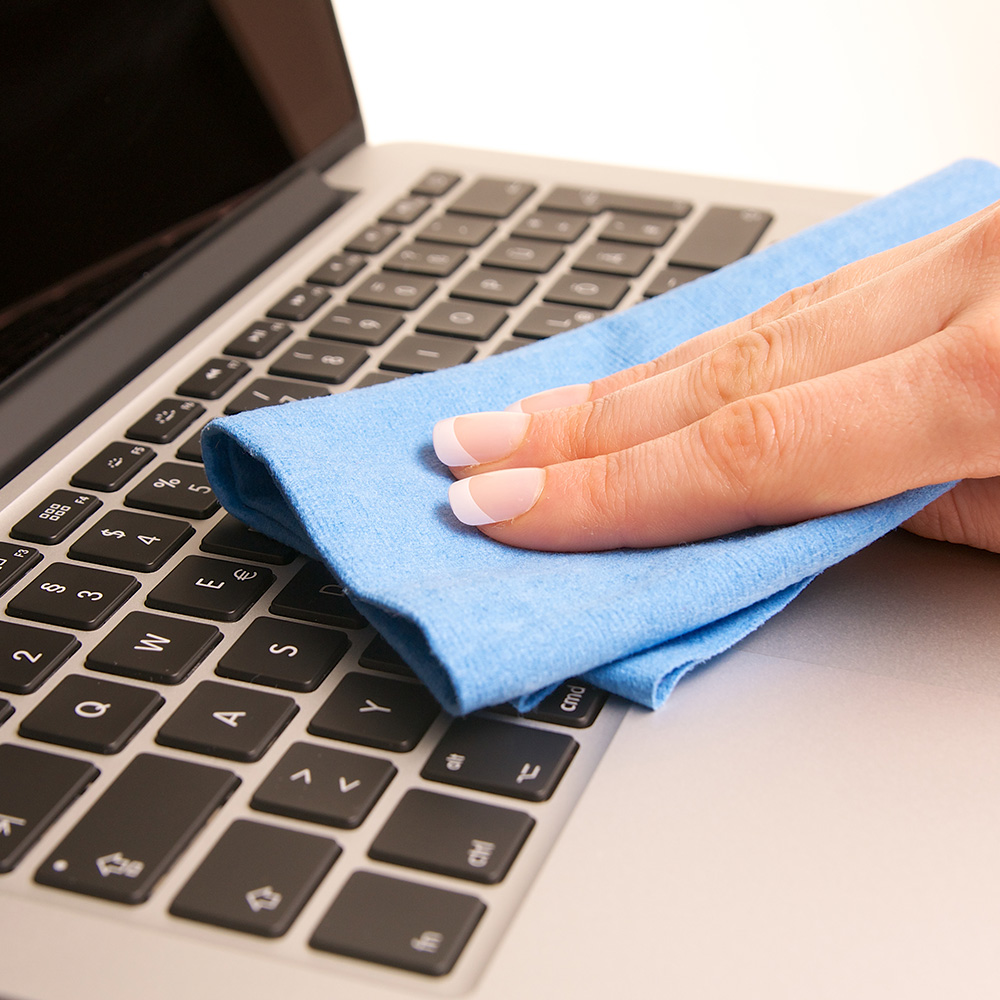 best way to clean laptop  screen